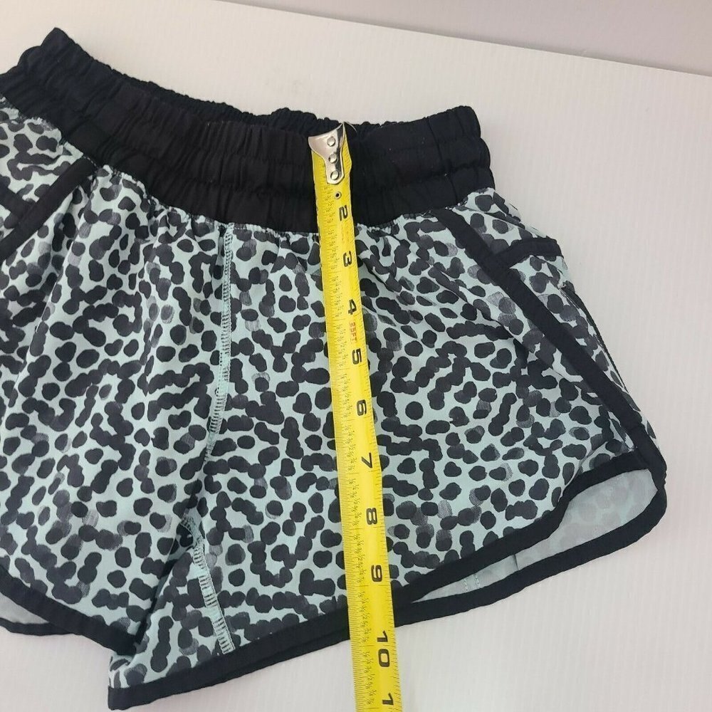 Lululemon Run Speed Up Shorts green Black Multi Spots Lined Size 4 - Picture 5 of 5